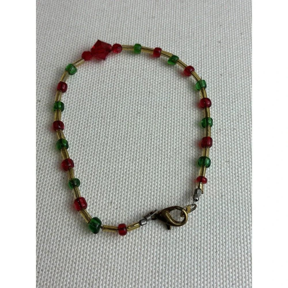 VTG Christmas Bracelet Set Red & Green Crystal Beads with Holiday Charms